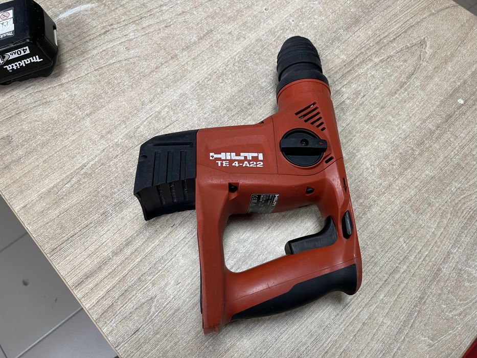 Hilti TE 4-A22  / перфоратор Хілті