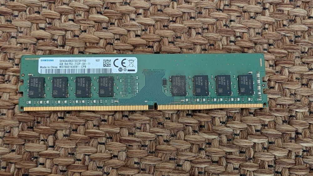 2 Dimm DDR4 2133 MHz - RAM 12GB