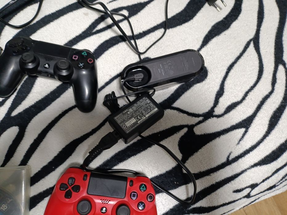 PlayStation 4 2xpad gry
