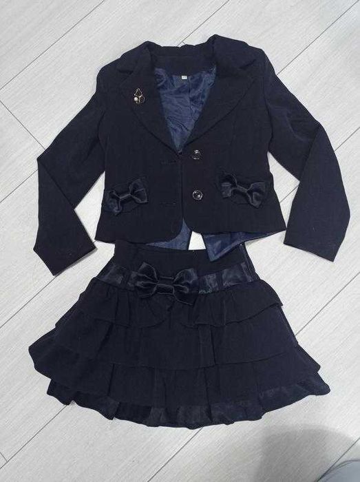 Шкільна форма,костюм+ банти в подарунок