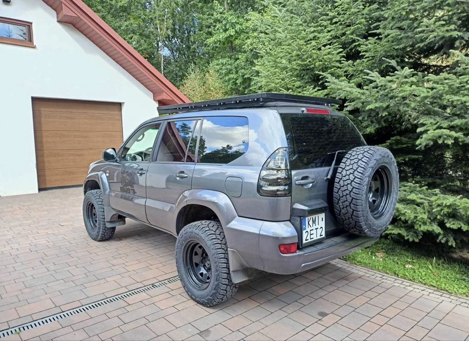 Toyota Land Cruiser 120