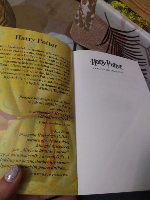 Sprzedam książkę Harry Potter i kamień filozoficzny