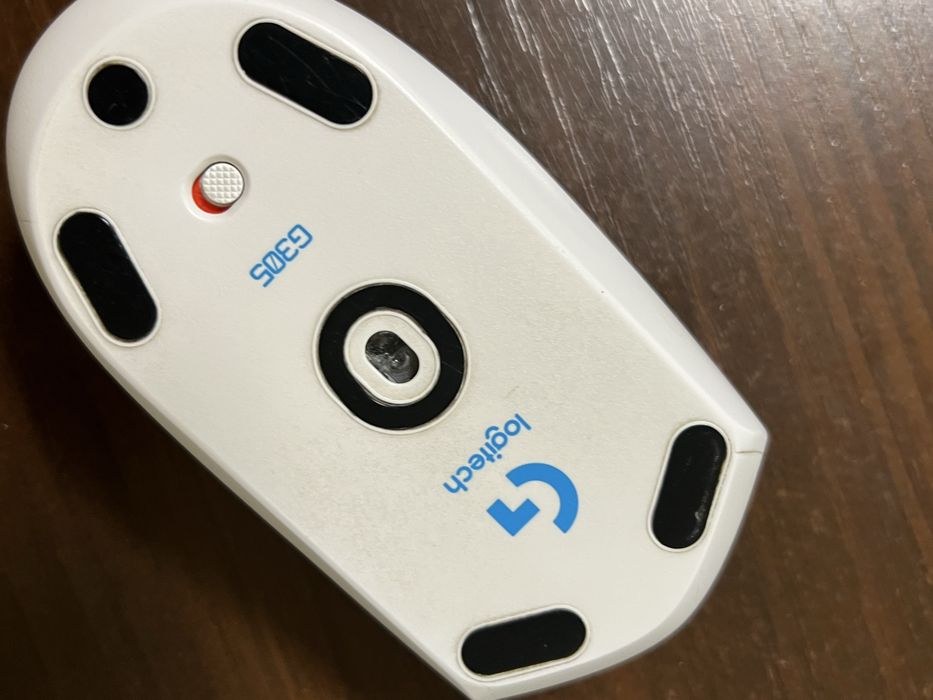 Logitech G305 мишка