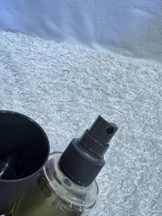 Spray nadający objętości KMS Add Volume