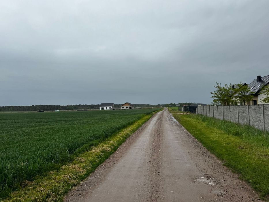 Sprzedam działkę budowlaną z WZ - Widok 4