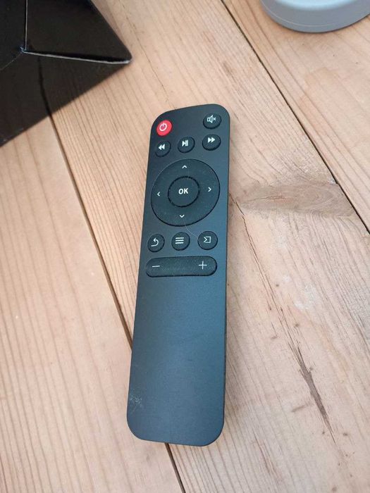 Проектор міралпрацюючий вже з іграми