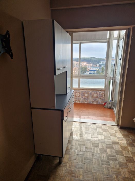 Quarto para arrendar