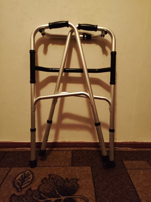 Ходунці 700 грн.