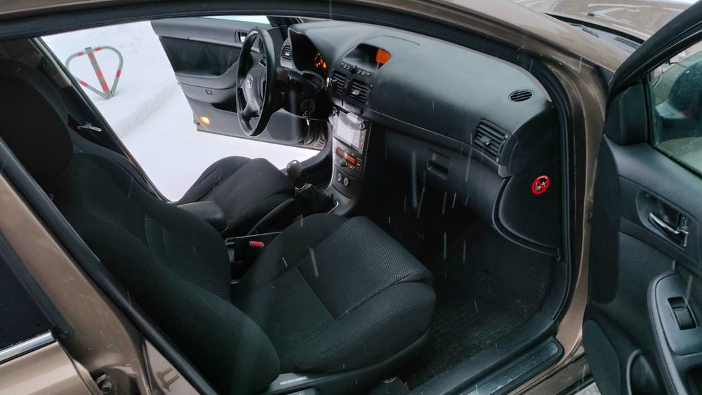 Toyota Avensis 1.8 T25 VVTi benzyna/gaz