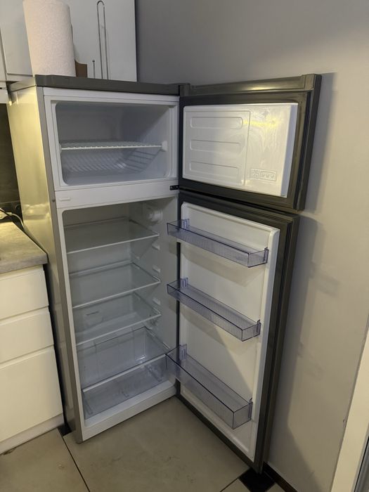Холодильник Beko RDSA240K30X під ремонт / заміна компресора, всі полиці в компекті