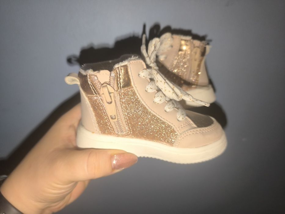 2 pary adidasów dla dziewczynki 18/19