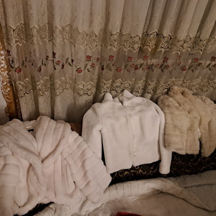 Шубка весільна, м'якесенька,р.44