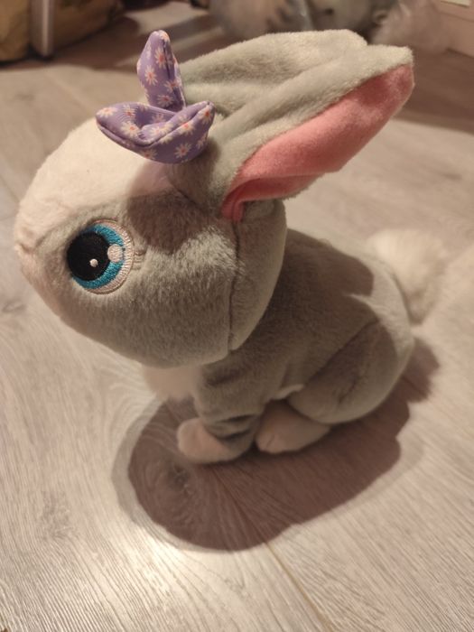 Interaktywny króliczek Tussia, Tusia.