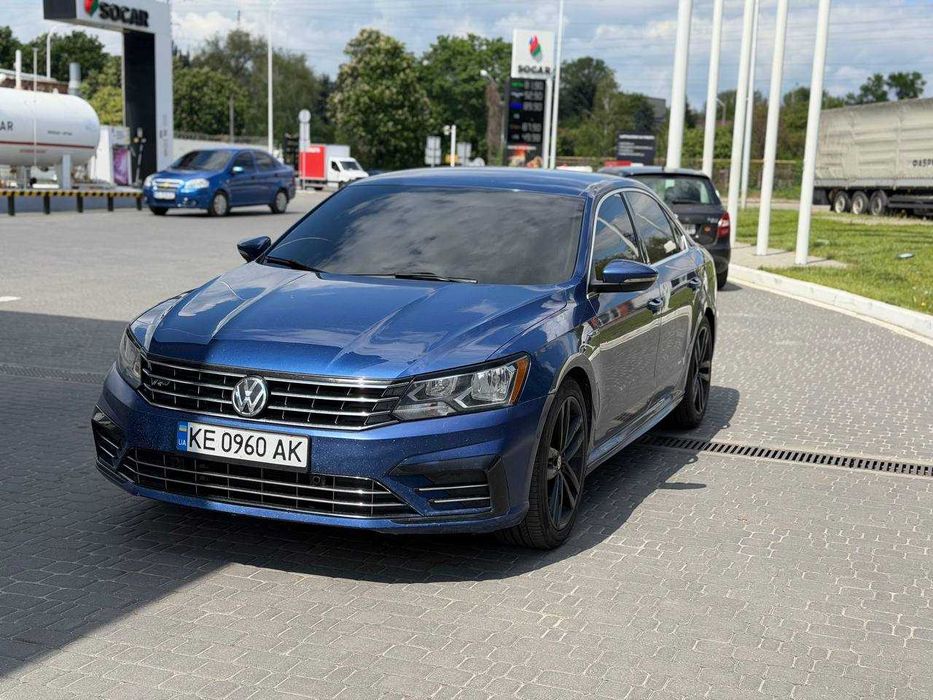 Продам Volkswagen Passat 2017 R-Line