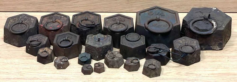 pesos de balança antigos