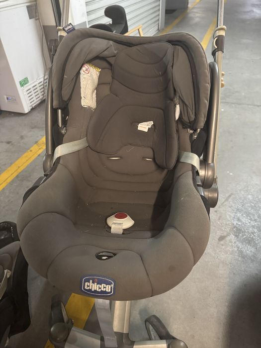 Carrinho Chicco I-Move 3 em 1 + Cadeirinhas Auto + Bases (tb rosa)