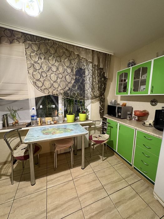 27000 у.о Продаж 3 кім квартири вул Богдана Завади 7/9