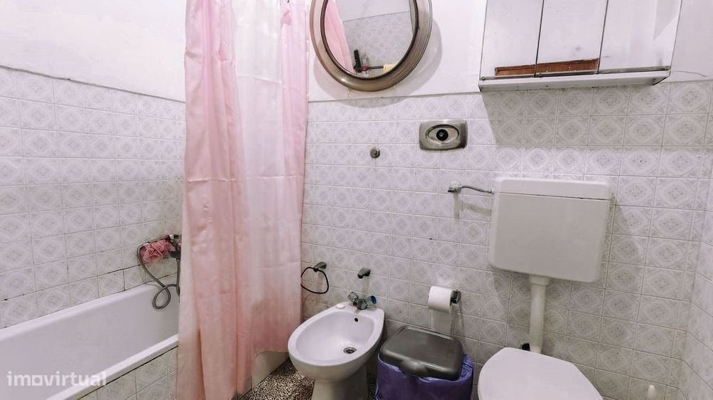 Apartamento T3 no centro de Sobral de Monte Agraço