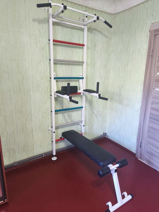 Шведська стінка з повним комплектом