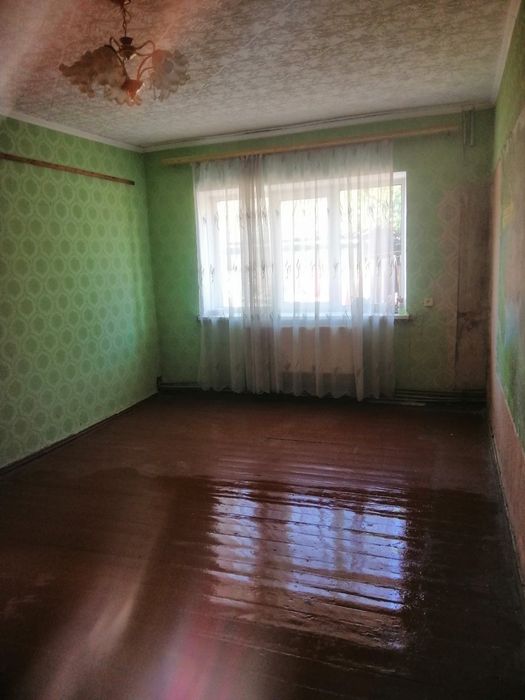 Продам 2х кімнатну квартиру