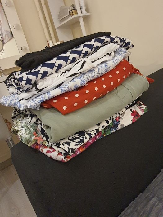 Zestaw ubrań ciążowych i nie tylko