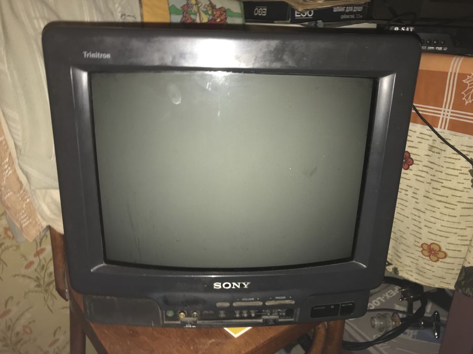 Маг касетний Телевізор . SONY
