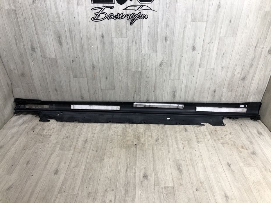 Порог правый BMW 7 G70 M paket ( 2022 - 2024 г.) накладка порога права