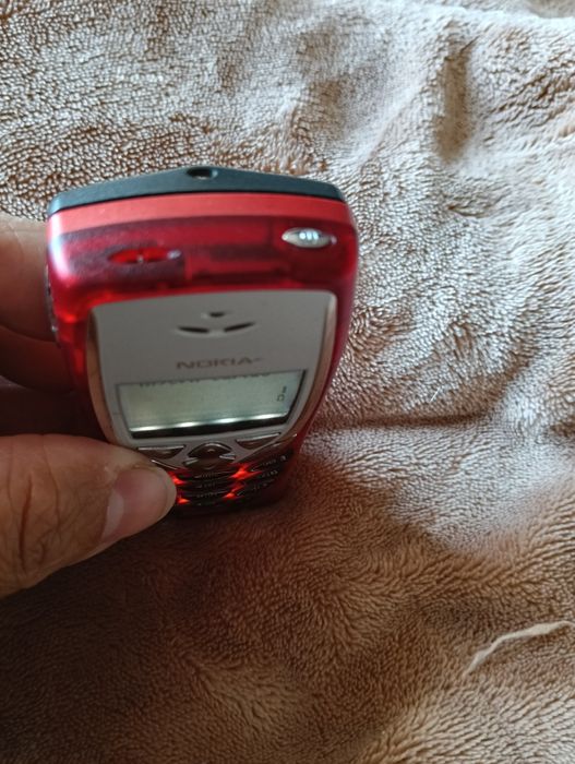 Nokia 8310 desbloqueado para todas as redes