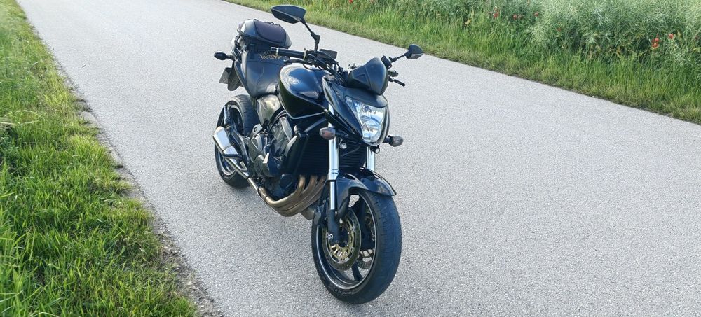 Honda hornet pc41