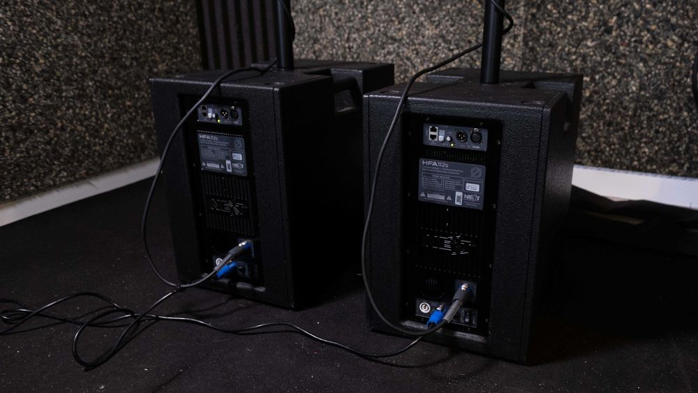 Sistema NEXT ProAudio HFA26.12, impecável, pouco uso, com capas