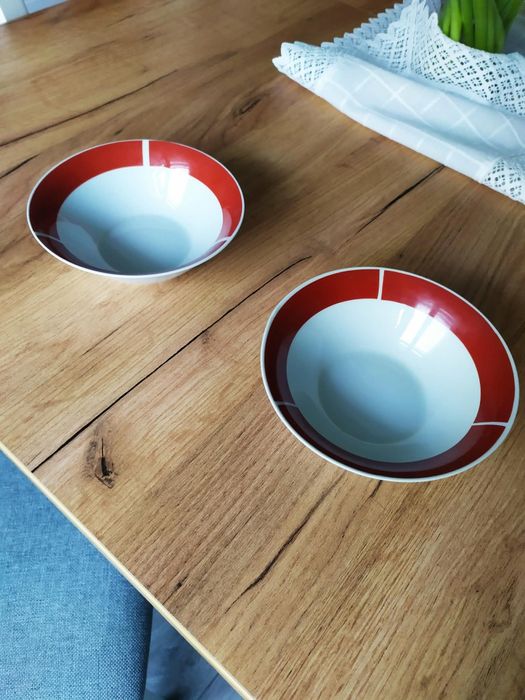 Dwie miseczki porcelanowe