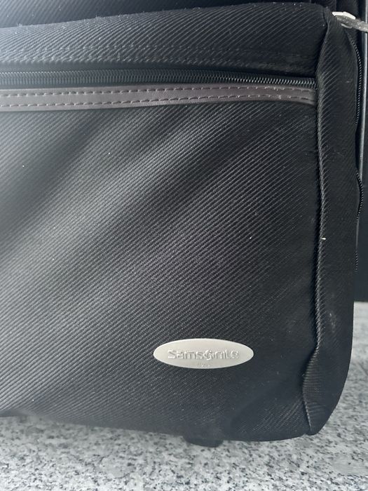 Mala samsonite , nova .
