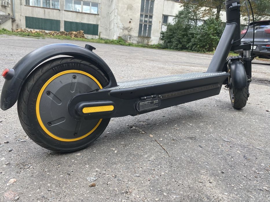 Електросамокат Ninibot G30 MAX Ultra 18Ah 600w