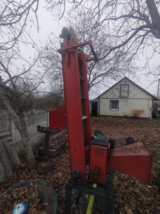 Продам дробілку для гілок