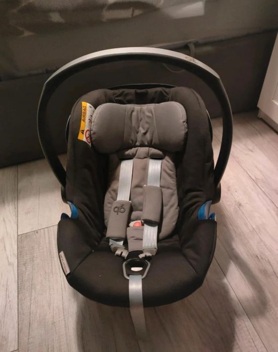 Fotelik Cybex GB platinum z bazą