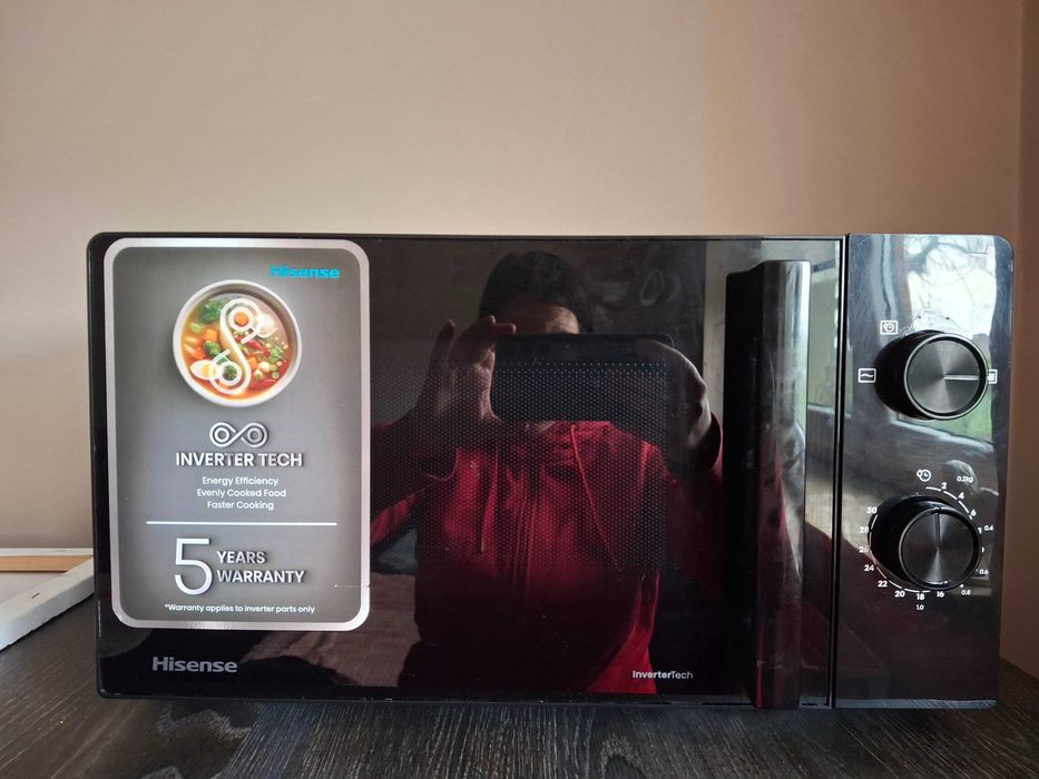 Kuchenka mikrofalowa HISENSE H20MOBP1HI 700W średn. 25.5 cm poj.20L