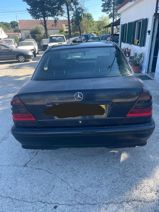 Para peças Mercedes C220 multiválvulas ano1997 com documentos em dia