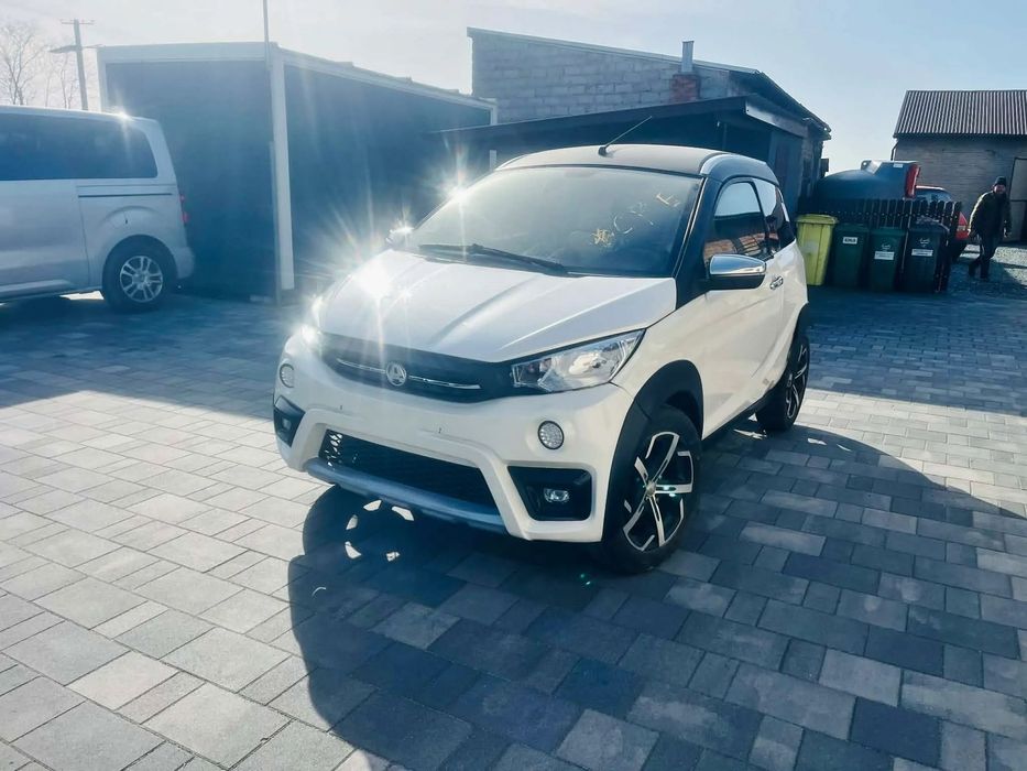 Aixam City Crossover Crossline L7e na B1 15KM 4 osobowy ABS 2DIN