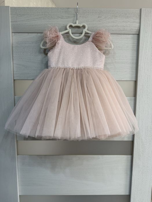 Святкова сукня на 1 рік