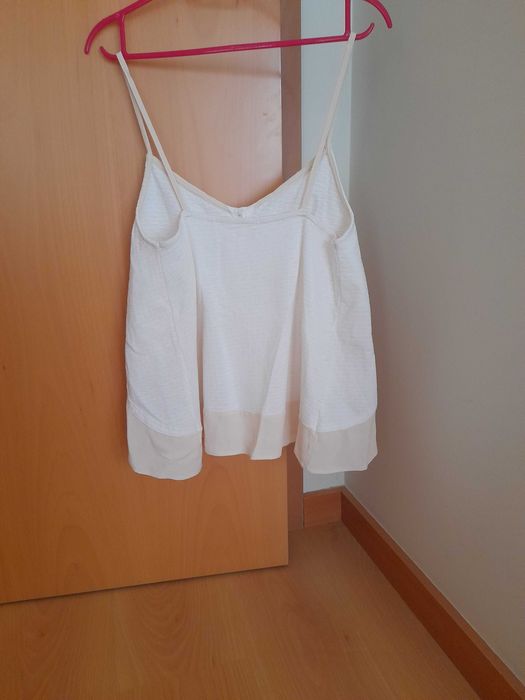 Top nude Mango Novo