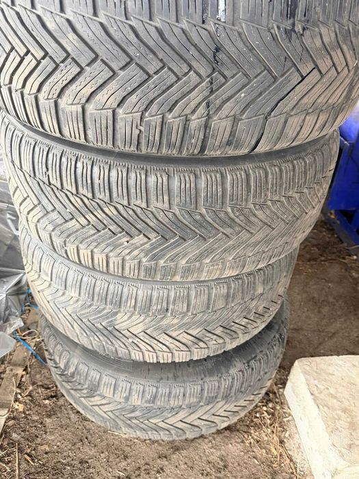 шини 215 60 R16  всесезонка MICHELIN   215 60 r16