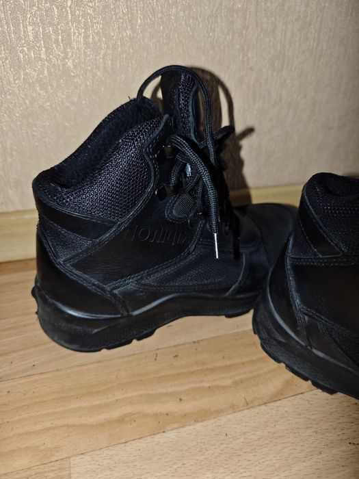 Черевики демісезонні 36 розміру