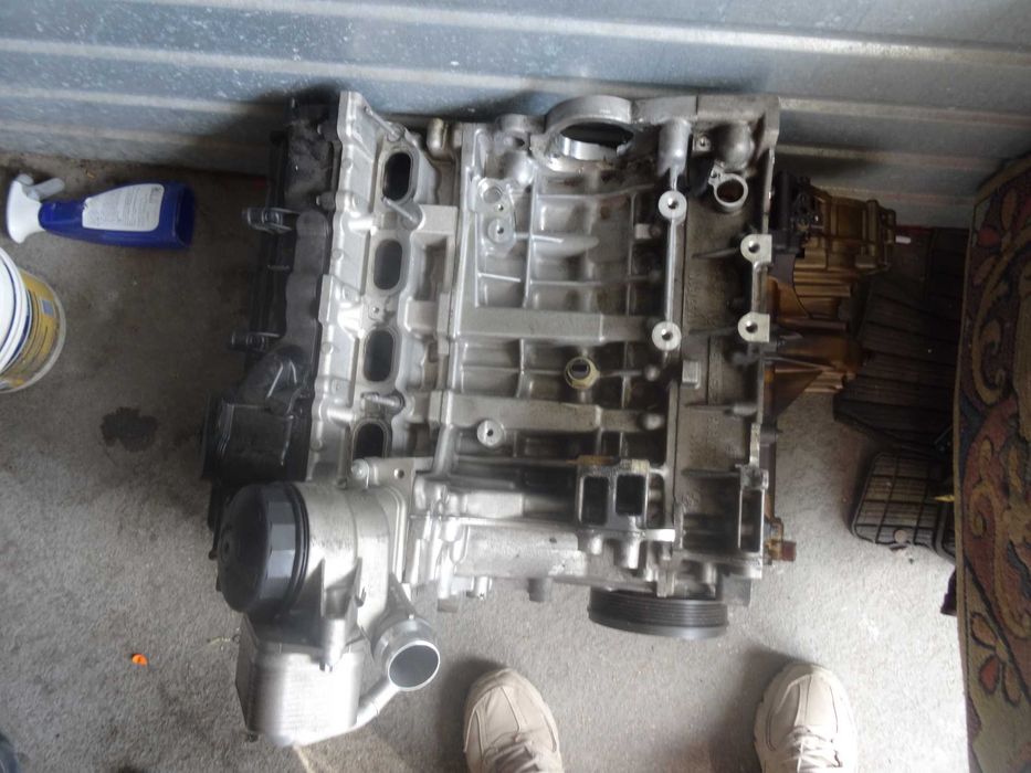 BMW F10   silnik  N20B20B