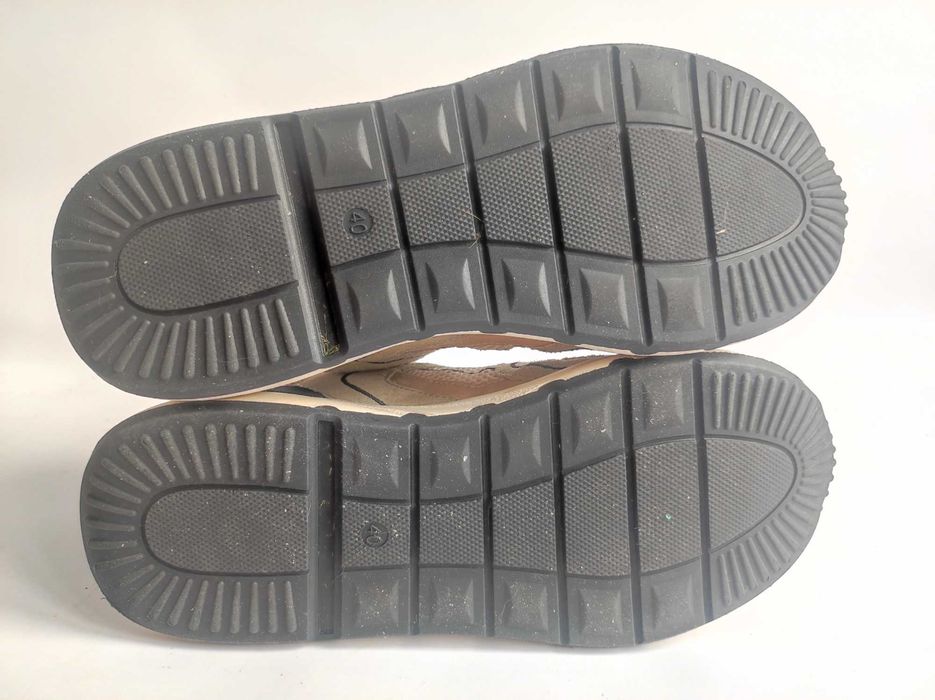 - PS Poelman - Sneakersy r. 40