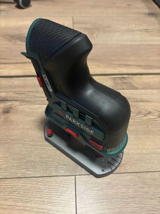 akumulatorowa frezarka górnowrzecionowa Parkside 12 V