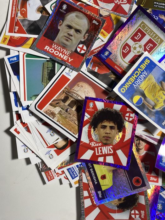 Cromos regulares da Topps do Euro 2024