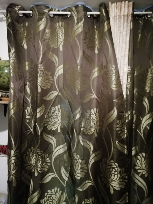 Cortinas em tecido opaco