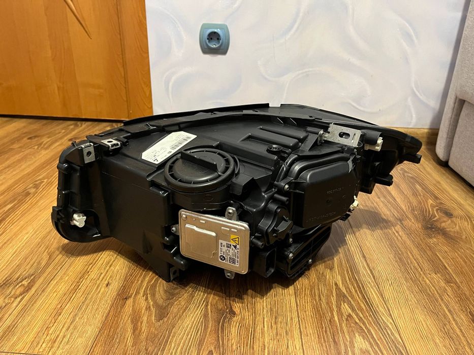 Фара BMW f10 facelift adaptive