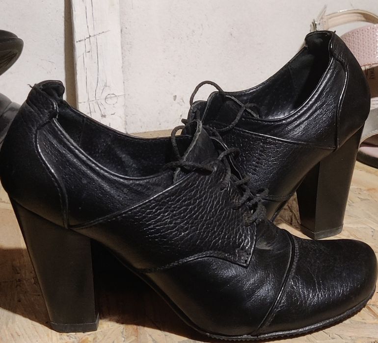 Жіночі шкіряне взуття