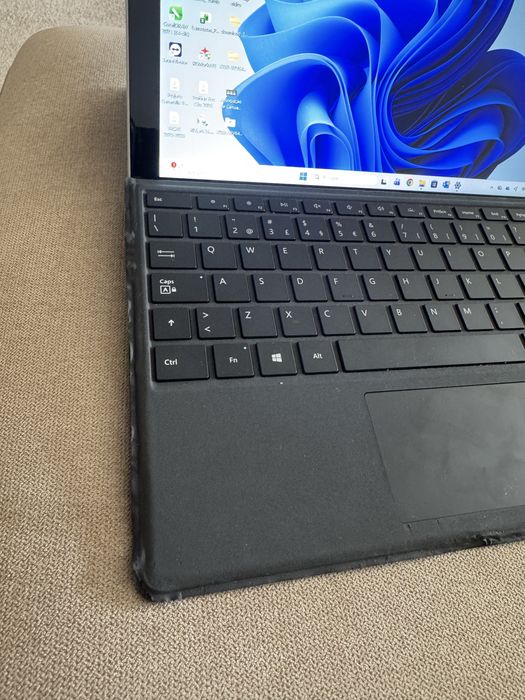 Microsoft surface pro 7